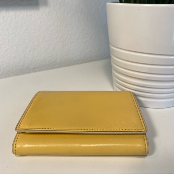 PRADA Vintage Leather Compact Trifold Wallet In Box Rare - Picture 10 of 15